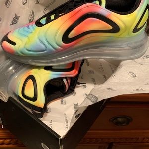 Nike Air Max 720